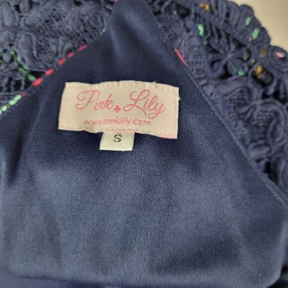 Pink Lily Navy Floral Print Crochet Insert Maxi Dress Size S - Picture 9 of 10